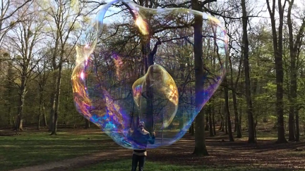 Nouvelle vidéo de bulles de savon géantes